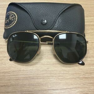 Ray-Ban Gold Metal Frame The Marshall II Aviator Sunglasses